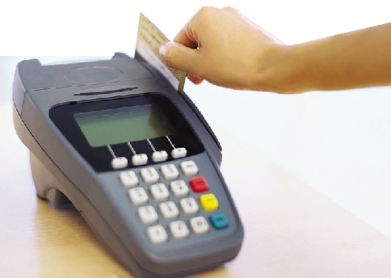 网传POS机刷卡机费用将降 银行表示没收到相
