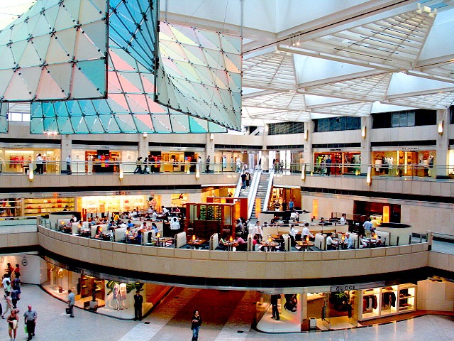 亚洲最佳购物城市排名:香港第一 沪京三四