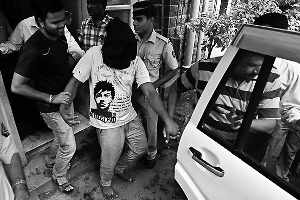 印度:女记者刚被轮奸女警察又遭毒手