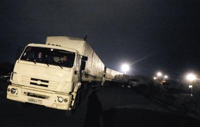 俄羅斯200輛救援車再入烏克蘭 載2000噸物資