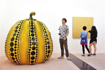 首届西岸艺术与设计博览会亮相上海。
