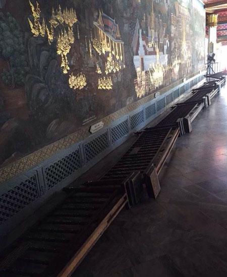 中国游客弄倒曼谷大皇宫栅栏 因有监控停止争吵