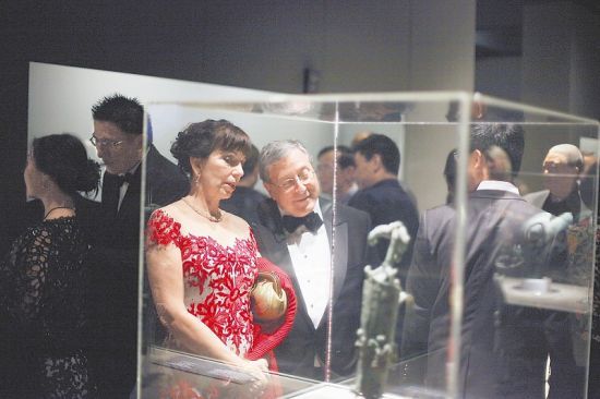 神秘的古蜀文化——三星堆、金沙文物精品展在美国宝尔博物馆顺利展出