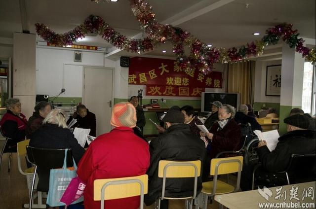 组图：武汉“拆二代”坐拥35套房产 办养老院
