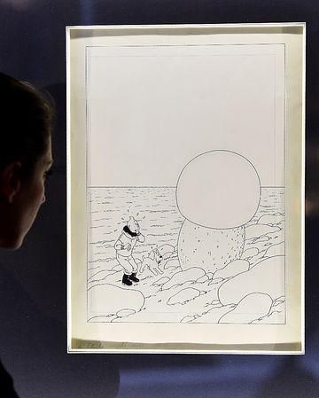 比利時漫畫家埃爾熱(Hergé）創作的人氣漫畫《丁丁曆險記》的一封面設計原稿以250萬歐元(約合人民幣1776萬元)的高價售出。