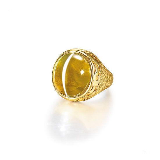 77.01克拉天然斯里兰卡无经处理金绿猫眼石戒指，2014年拍卖成交637.2万元