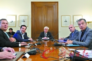 6日，希臘雅典，希臘總理齊普拉斯抵達總統府，召開領導人會議。
