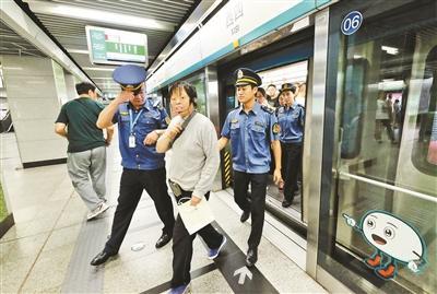 北京地铁公布“乞讨地图”：环形线是重灾区