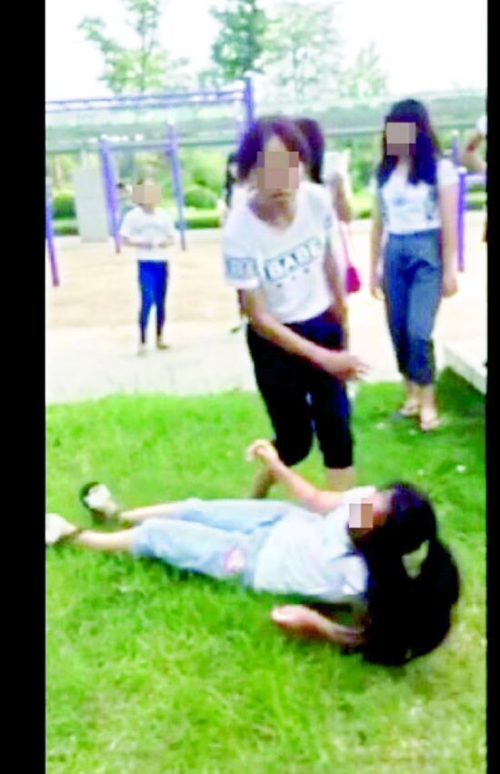 江蘇12歲女孩因口角遭圍毆 被多人扇耳光腳踹