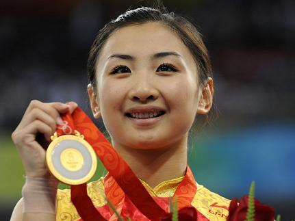 奥运冠军自曝月薪仅2400：这在北京能干嘛？