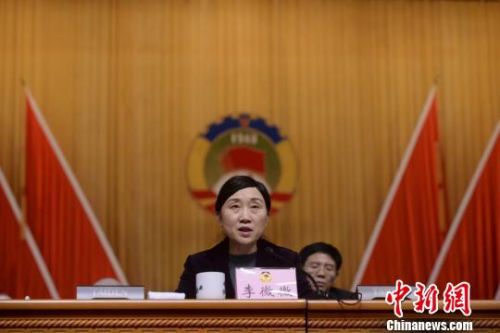 李微微当选为湖南省政协主席。唐小晴 摄