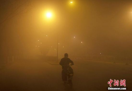 北京今明两天仍将5级重度污染中小学“停课不停学”