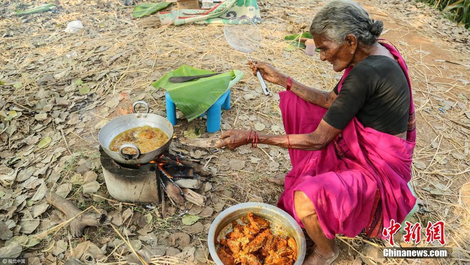 印度106岁老人直播做饭引来20万粉丝