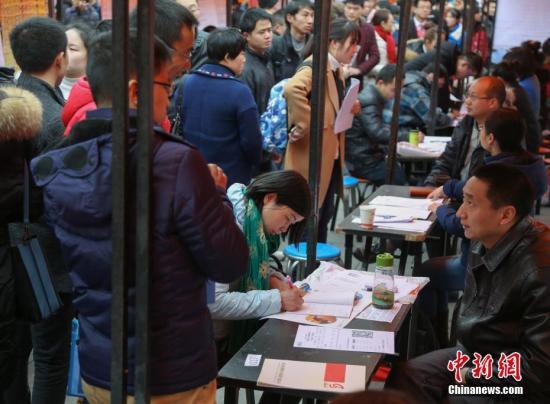 武汉发布毕业生落户升级版新政 包括率先出台
