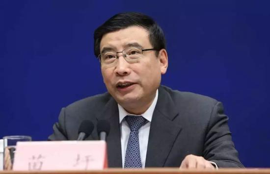1955年5月生，北京市人。新任工业和信息化部部长。