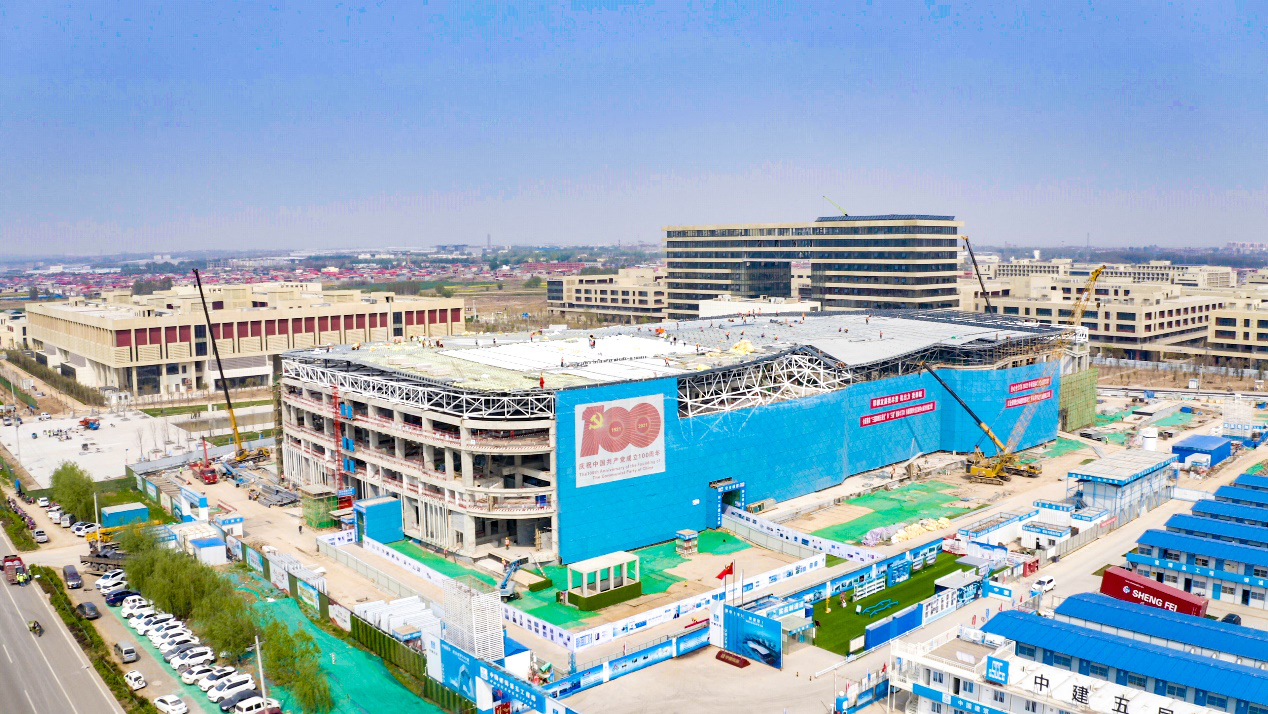 “智慧工地”：邯郸市综合体育馆工地遍布高科技