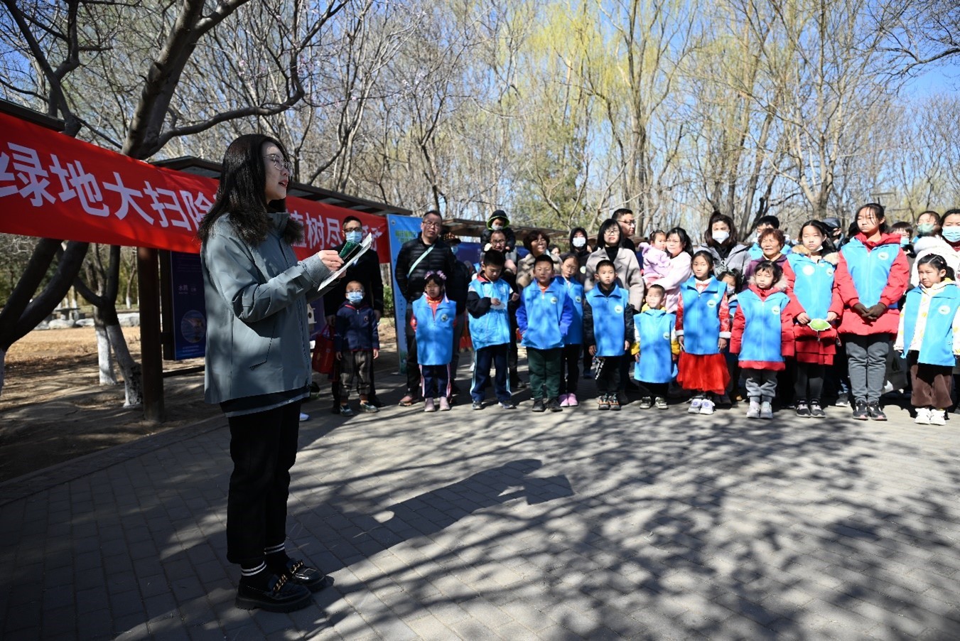 北京大兴全面开展“绿地大扫除”主题义务植树尽责活动