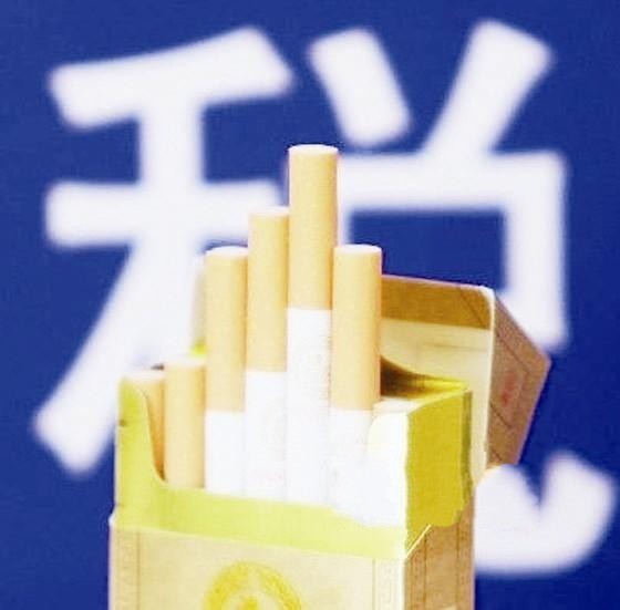 中国吸烟成本全球最低 委员倡烟草税提至6成以