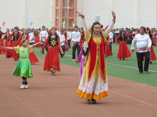 2012新疆疏附县诺鲁孜节盛大开幕