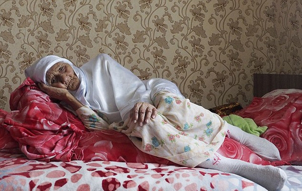 俄120岁奶奶成全球在世的最年长老人