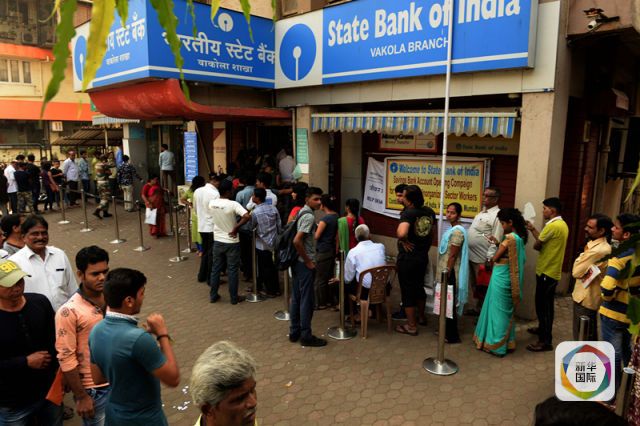 不用排大队啦！印度将取消银行“提现限令”