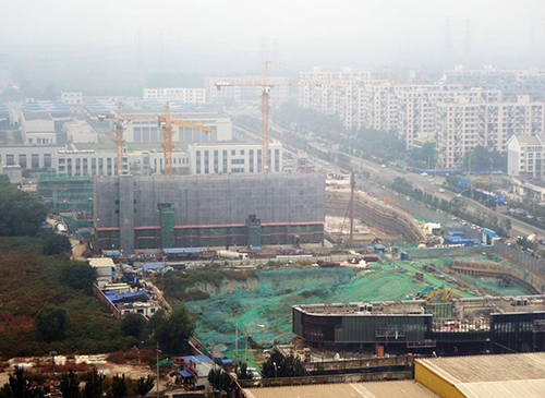 北京首个共有产权住房公开摇号 逾12万户摇取427套房源